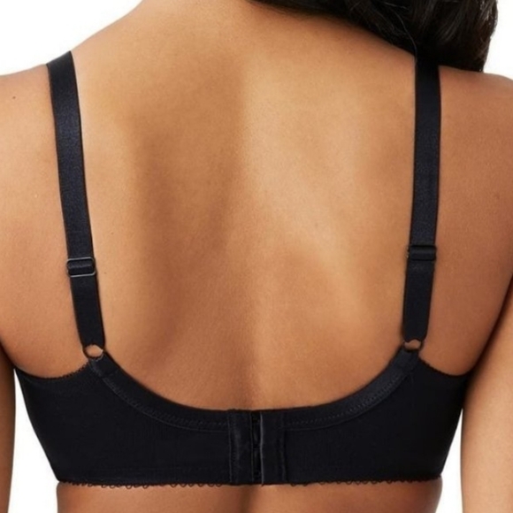 Wacoal Black and Cream Unlined Lace Bra With Wires - Picture 4 of 8